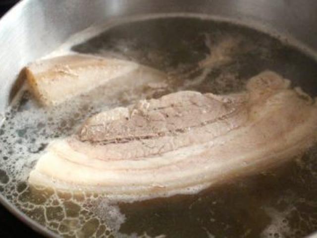 Cách làm nước thịt hầm Meat Stock đơn giản nhất